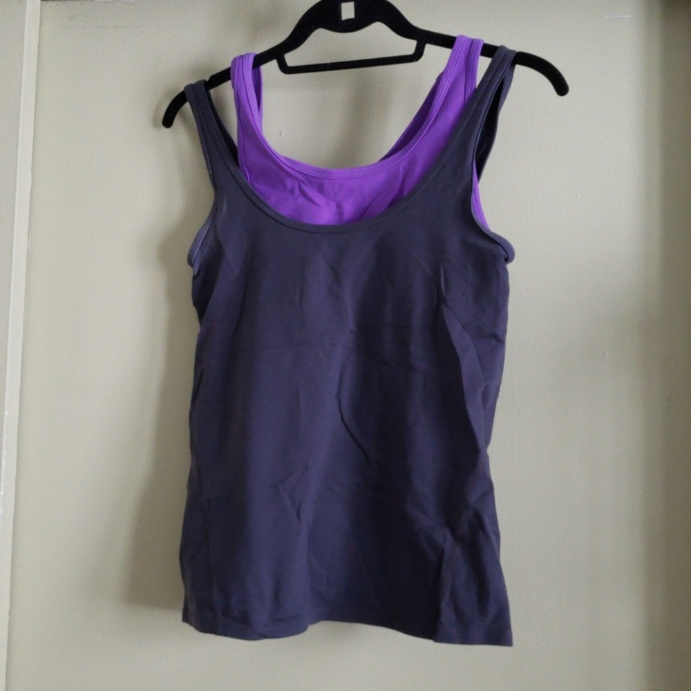 Gap body fit size small tank with built in bra